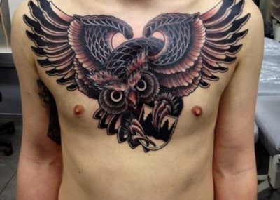 мужские тату на грудной клетке сова