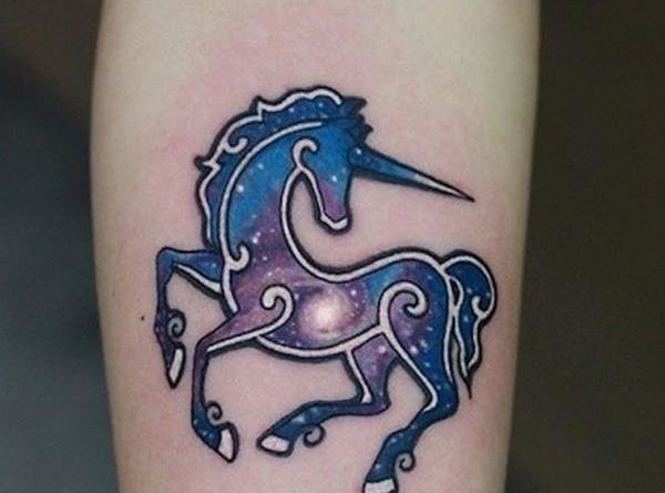 Tattoo unicorn ontattoo