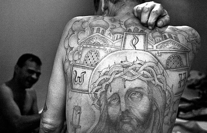 Биографические тюремные татуировки (33 фото)