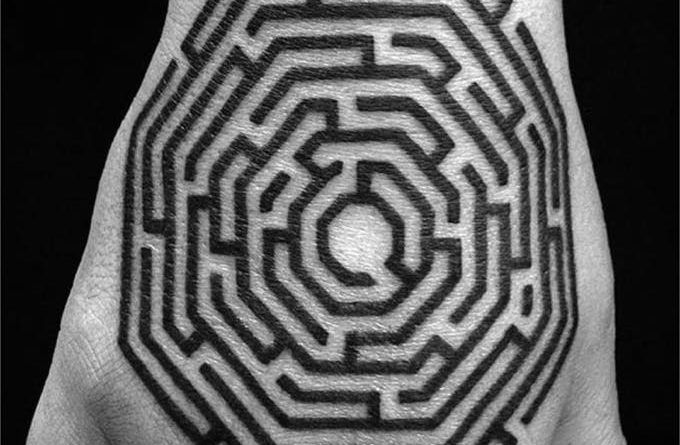 ontattoo labyrinth