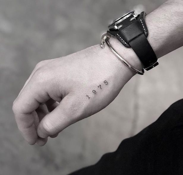 Бруклин Бекхэм сделал татуировку в честь отца