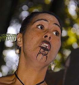 татуировки на лице народа маори