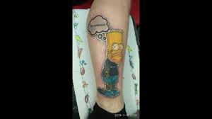 Тату Барт Симпсон на ноге