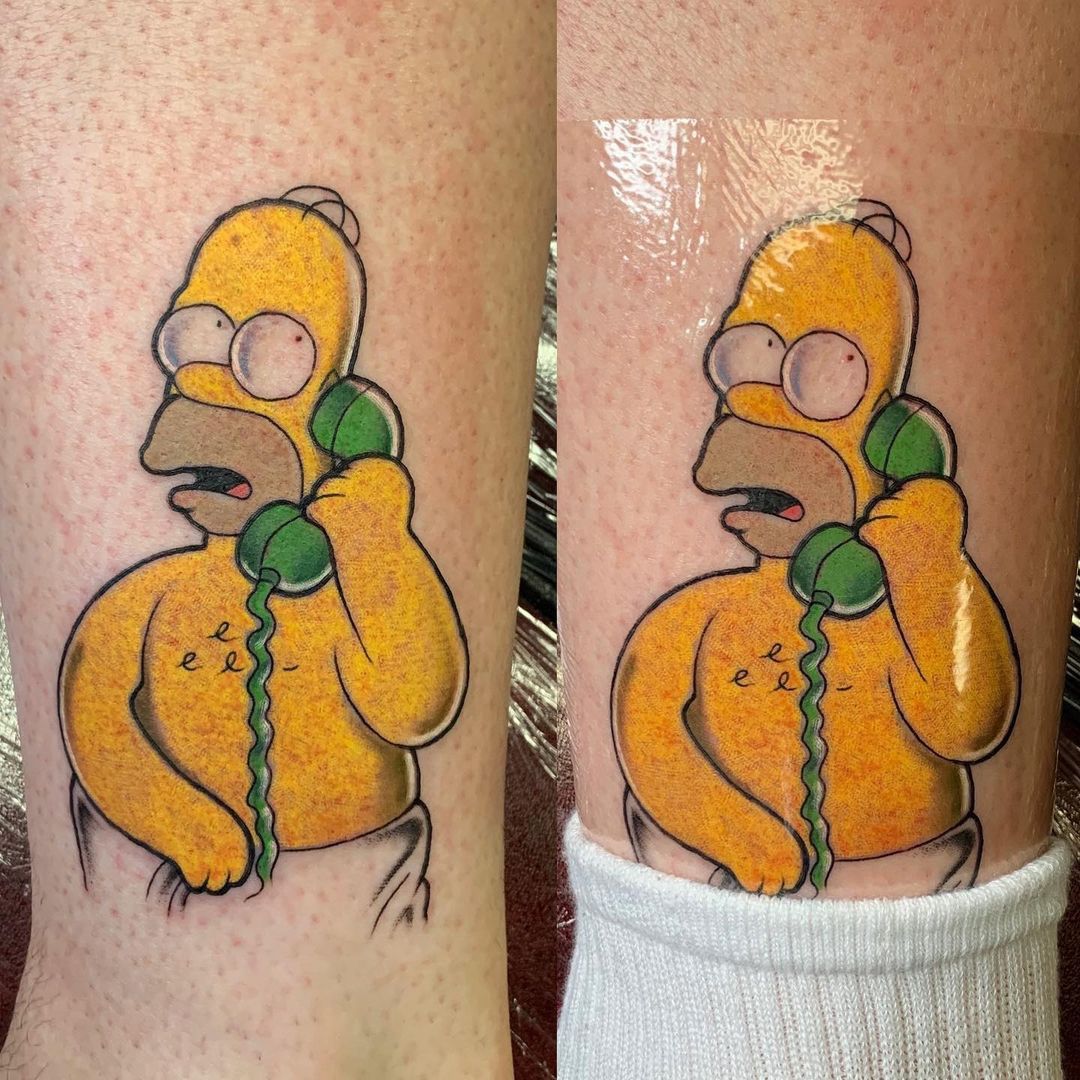 Гомер Симпсон - Представитель семьи "Симпсонов", бешеный отец дво...